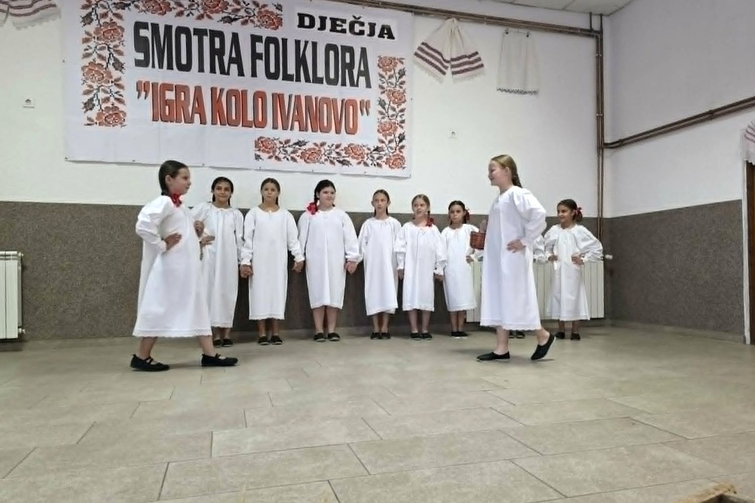 1.-Djecja-smotra-folklora-Crnac-4